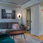 Porta Nova Collection House 4*