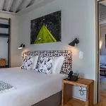 Porta Nova Collection House 4*