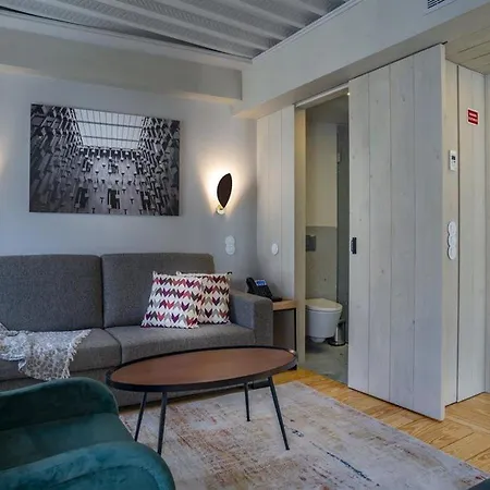 Porta Nova Collection House 4*