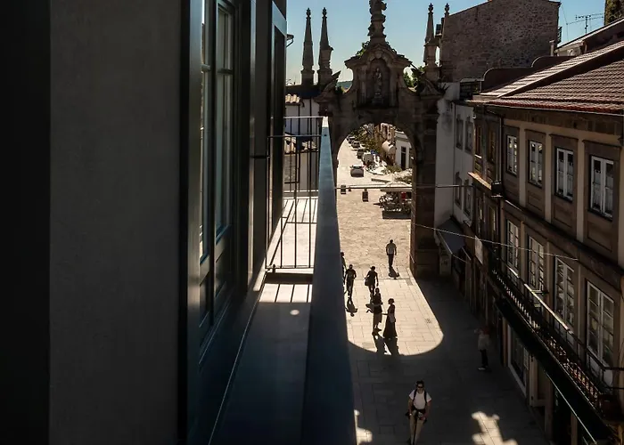 Porta Nova Collection House 4*